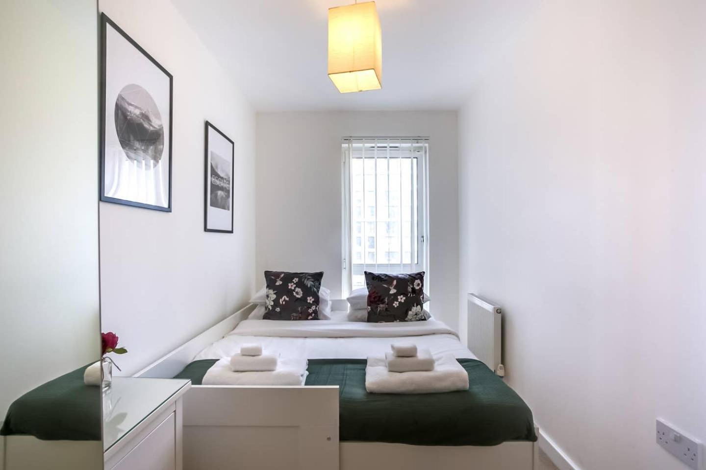 Guestready - Comfort By The Thames, W/ Balcony ロンドン エクステリア 写真