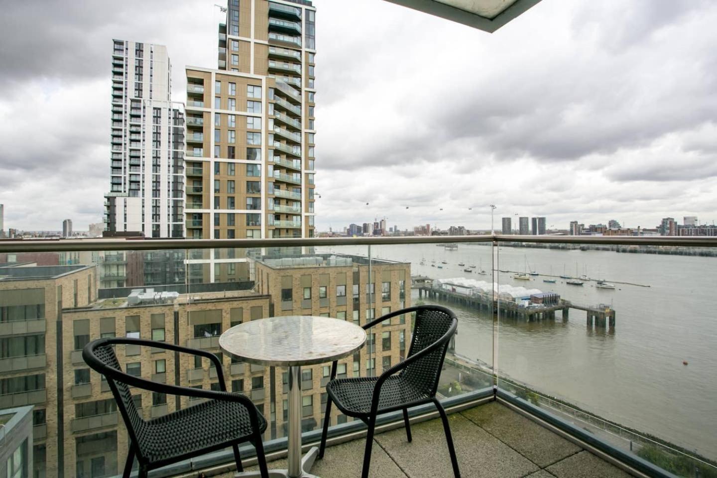 Guestready - Comfort By The Thames, W/ Balcony ロンドン エクステリア 写真